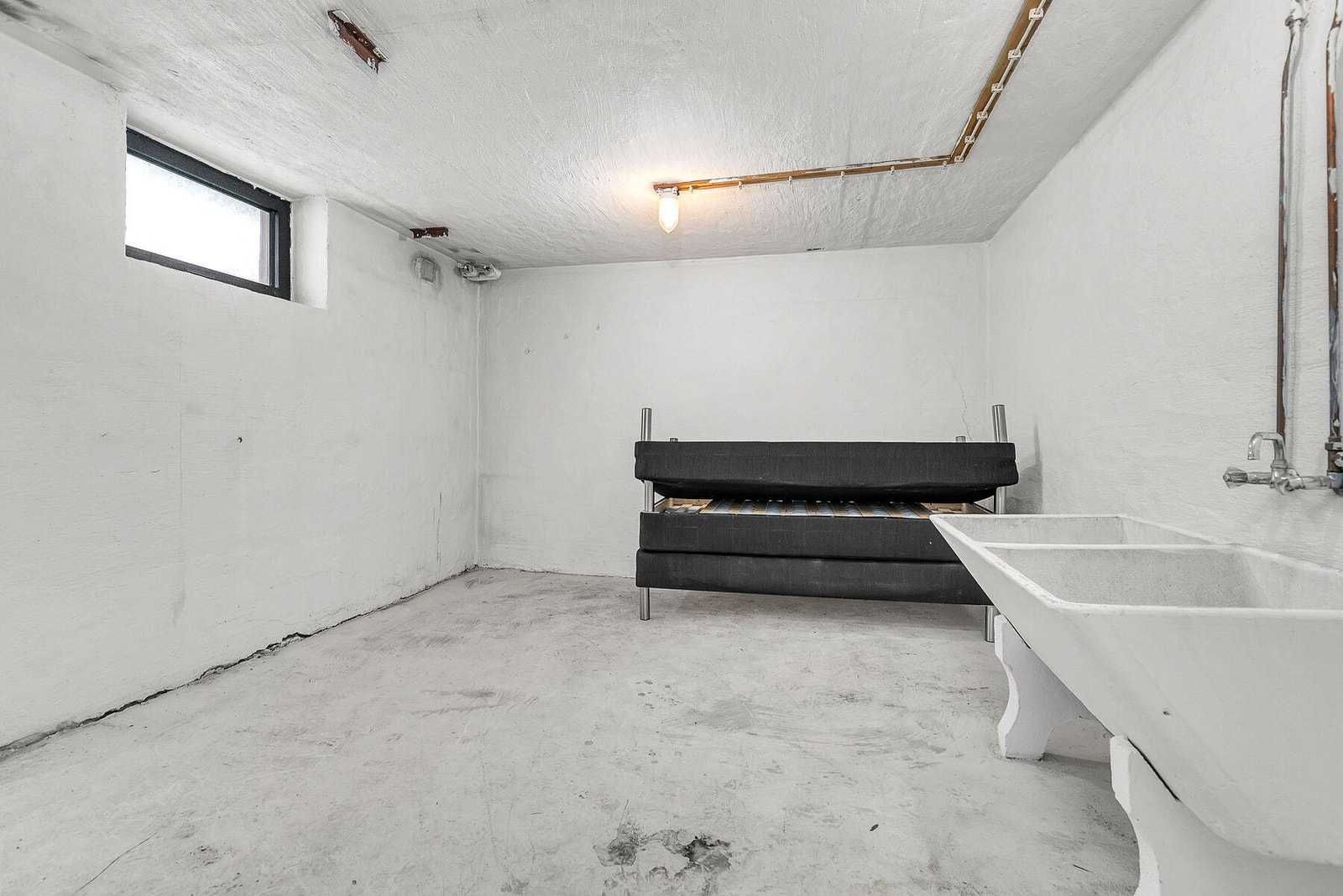 Kjelleretasje - Vaskerom Galleribilde