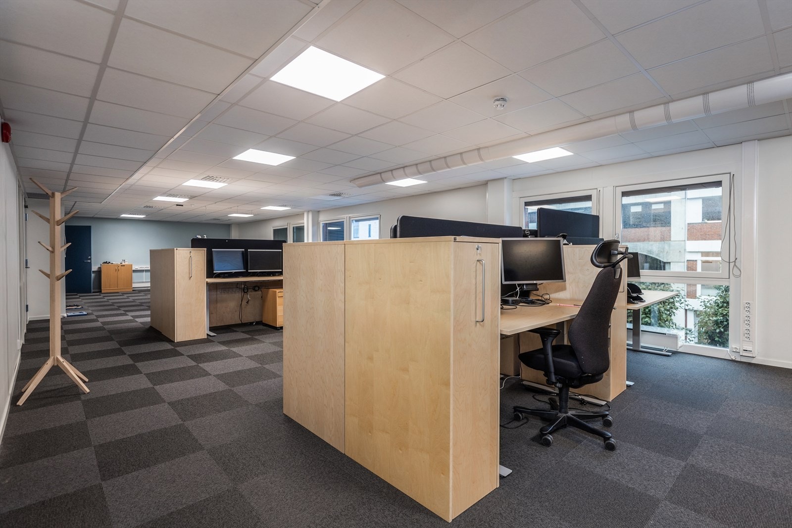 Lokaler i 2. etasje er godt tilrettelagt for inndeling til flere team/avdelinger. Galleribilde