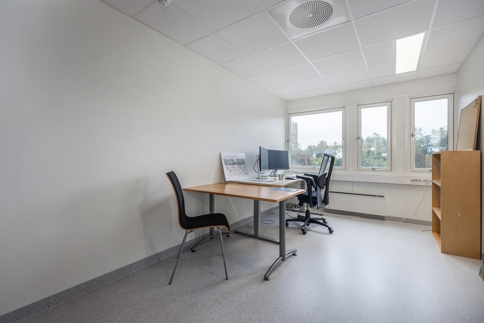 Kontor 3. etasje. Galleribilde