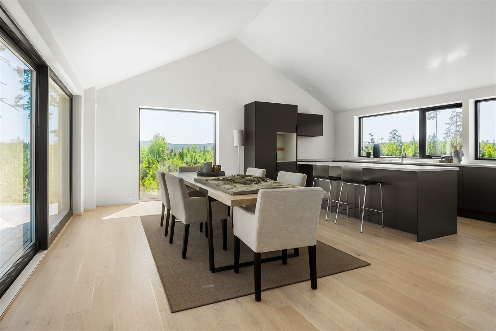 Lyse og luftige rom med gode vindusflater - Hvitevarer vil bli integrert på kjøkken Galleribilde