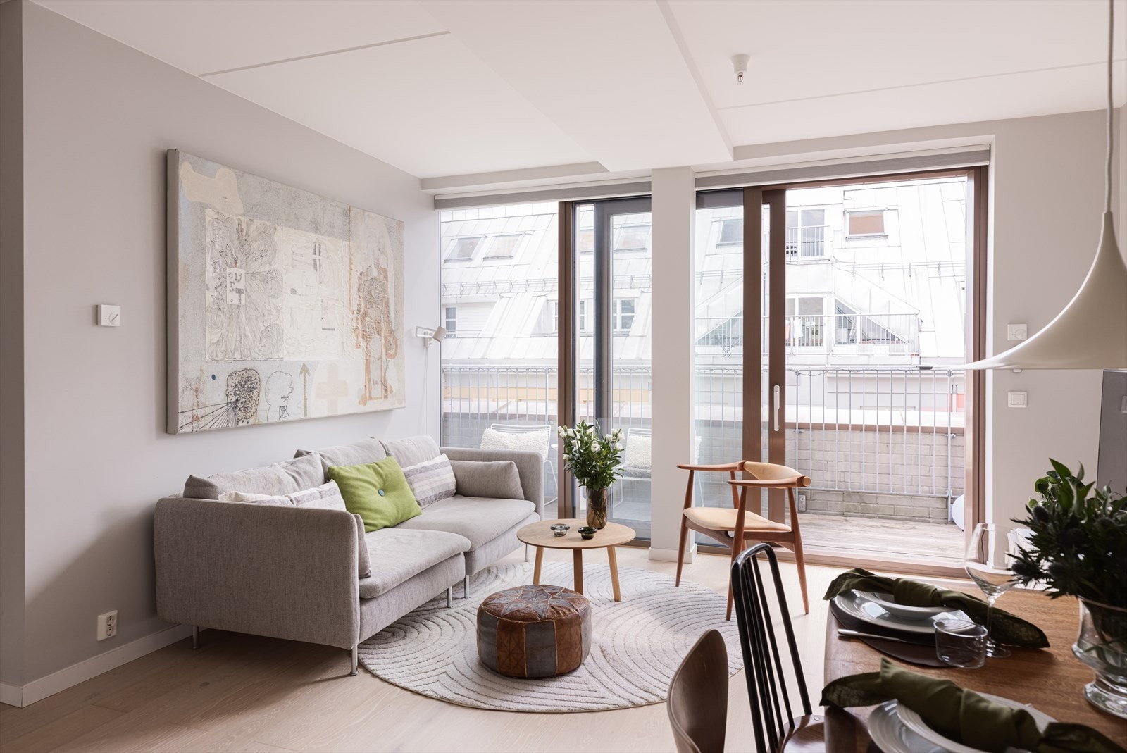 Velkommen til Mariboes gate 14F - En moderne 4-roms andelsleilighet fra 2020 med terrasse og balkong, separat hybeldel, og fantastisk felles takterrasse Galleribilde