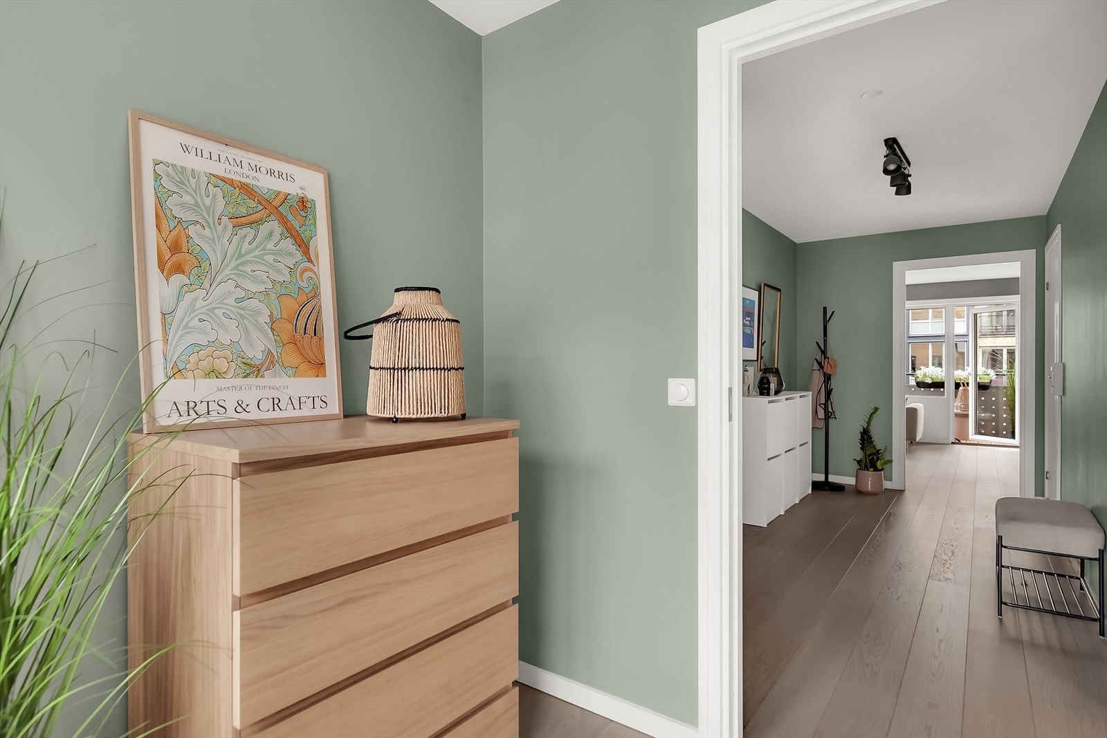 Det er et allsidig rom som passer perfekt som barnerom, gjesterom eller hjemmekontor, tilpasset dine behov. Galleribilde