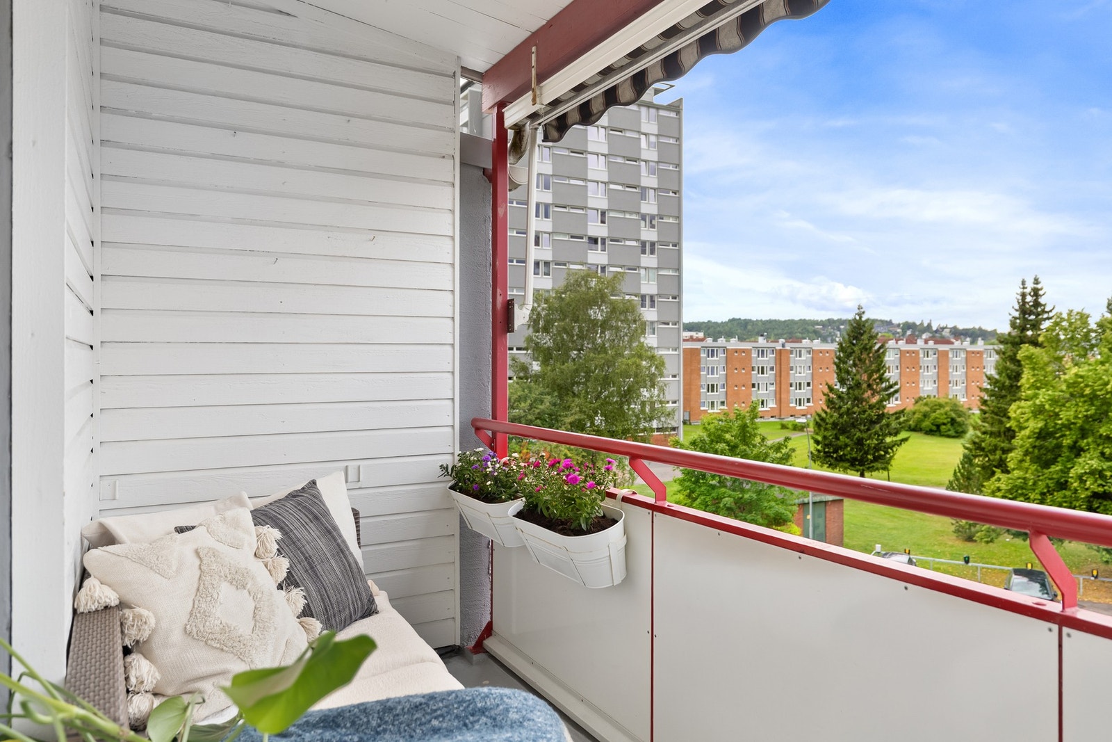 Her er det fint å sitte på varme sommerdager. Galleribilde