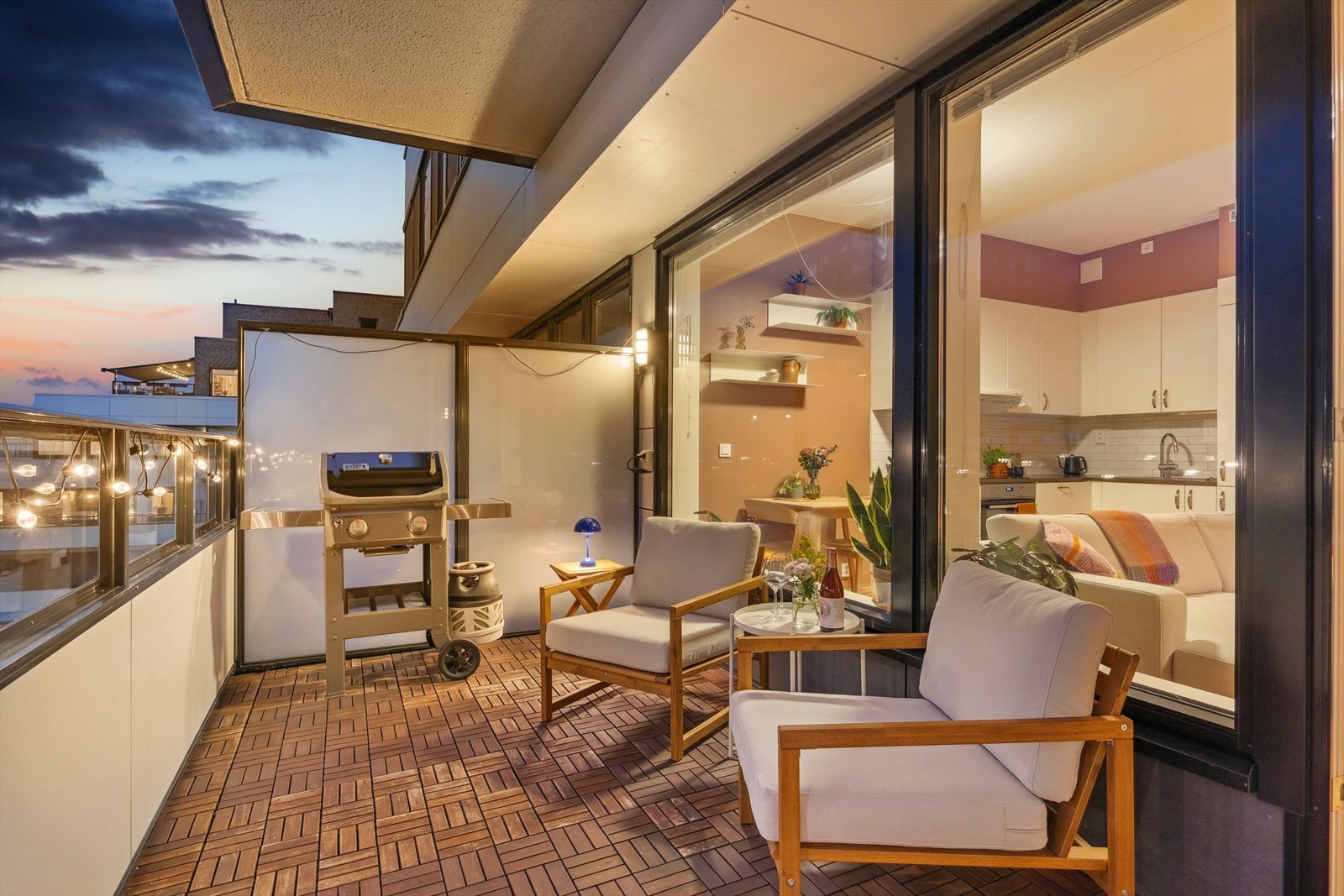 Her er det tillatt med gass- og elektrisk grill. Galleribilde