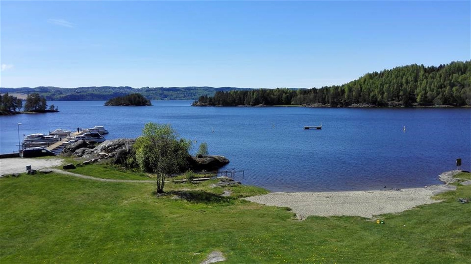 Badeplassen i Gansvika. Galleribilde