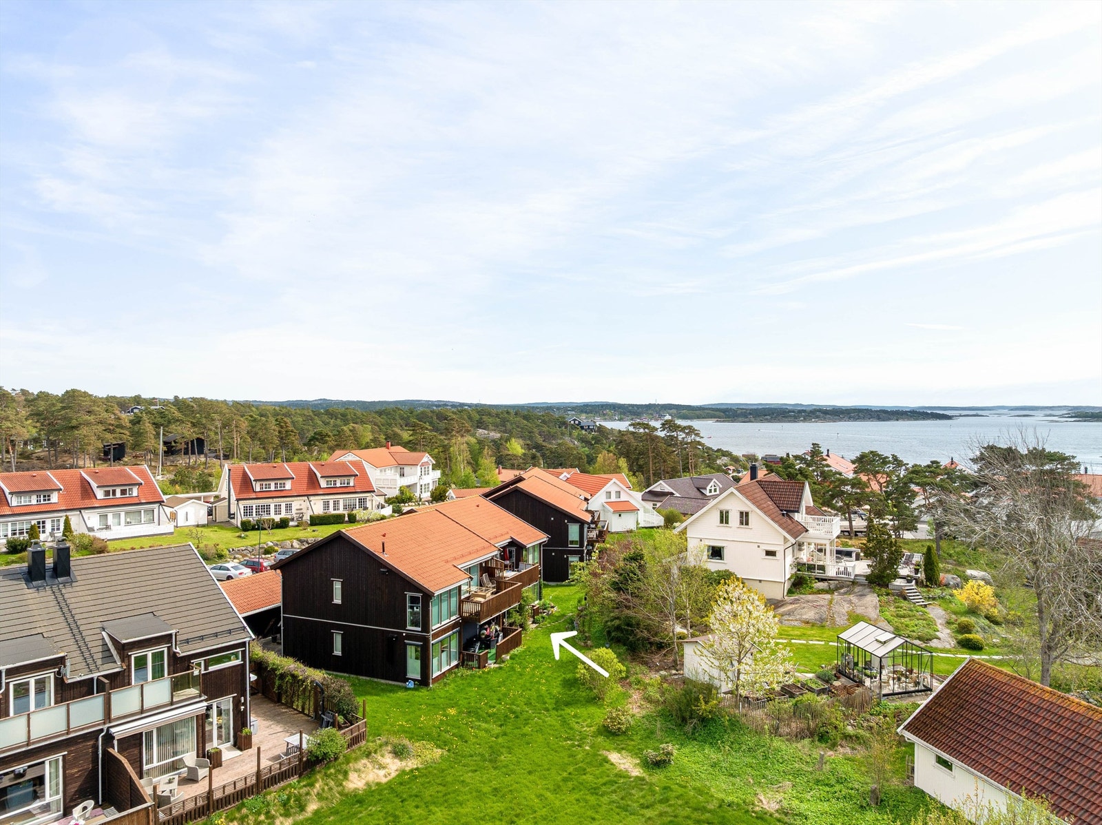 Stenane 53 presenteres av Per-Espen Omberg i Krogsveen. Galleribilde