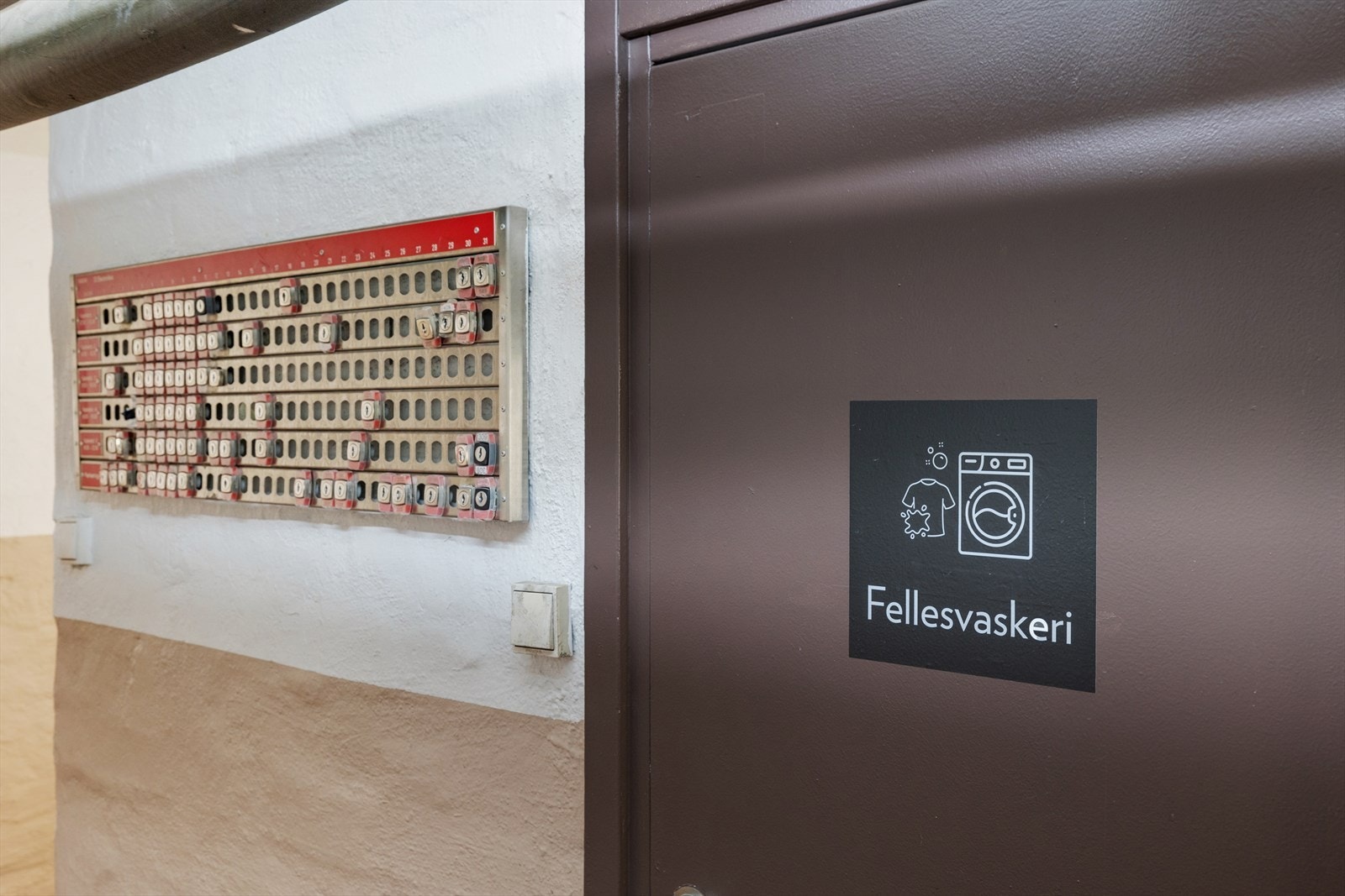 I kjelleren finner du et velfungerende fellesvaskeri samt sykkelbod. Galleribilde