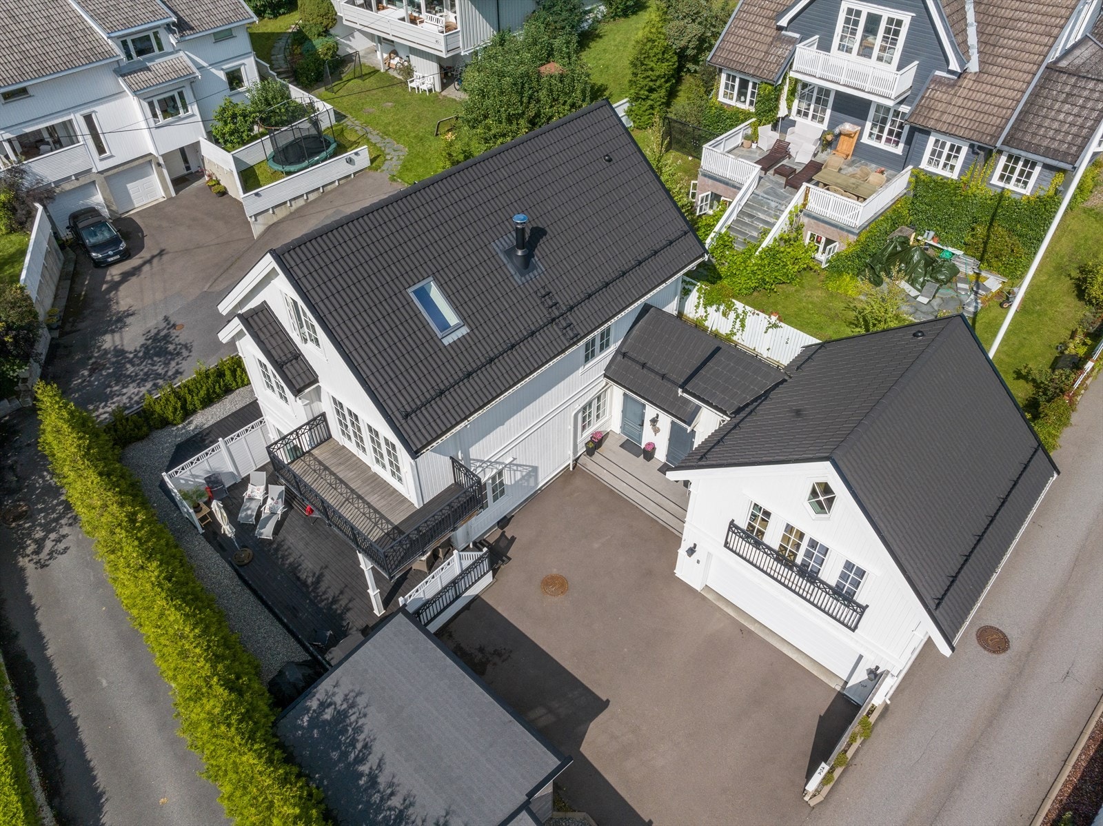 Meget tiltalende enebolig fra 2014 på 318 m² Galleribilde