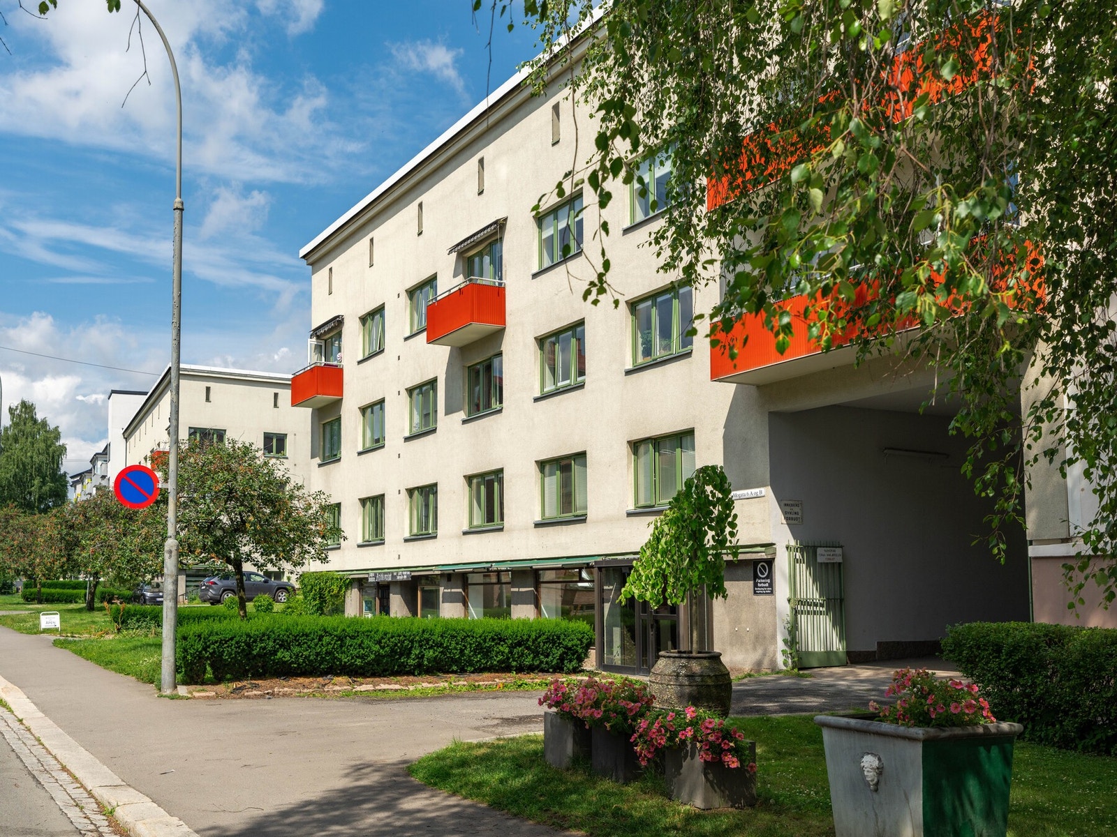 Leiligheten ligger svært fint til i Sandefjordgata Borettslag, et borettslag bestående av 133 andelsleiligheter. Galleribilde