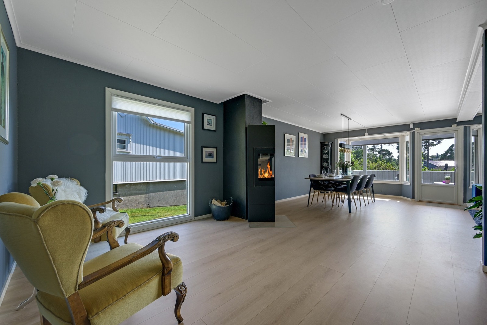 Lekker peis gir god og lun varme på vinterstid Galleribilde