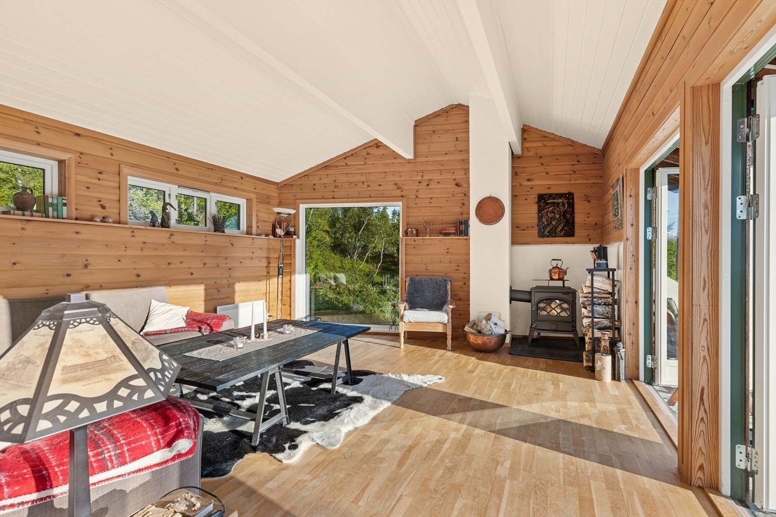 Peisovn gir en trivelig atmosfære på kjølige dager. Galleribilde