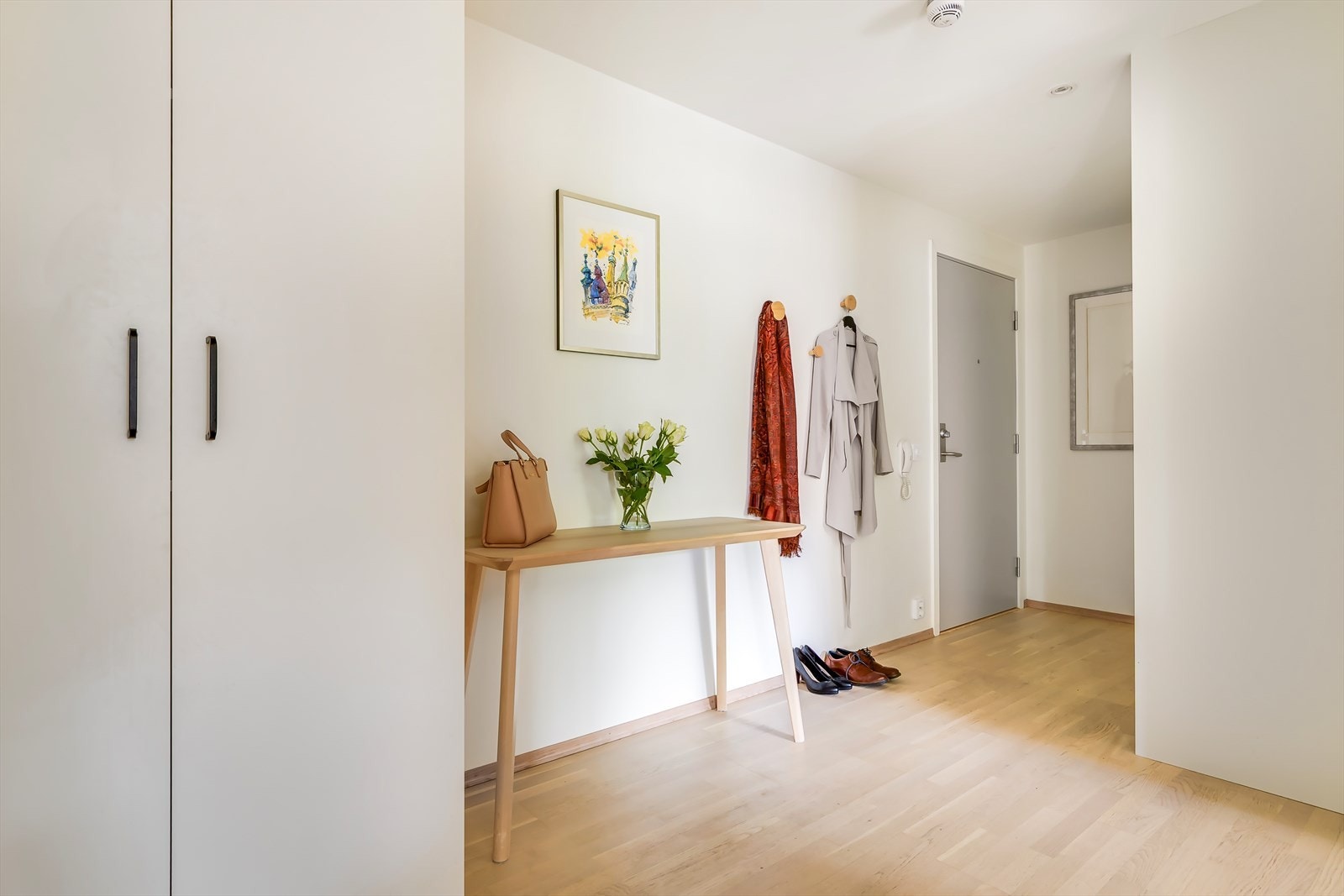 I tillegg til god lagringsplass i leiligheten, disponerer leiligheten en stor kjellerbod på ca. 8m² Galleribilde