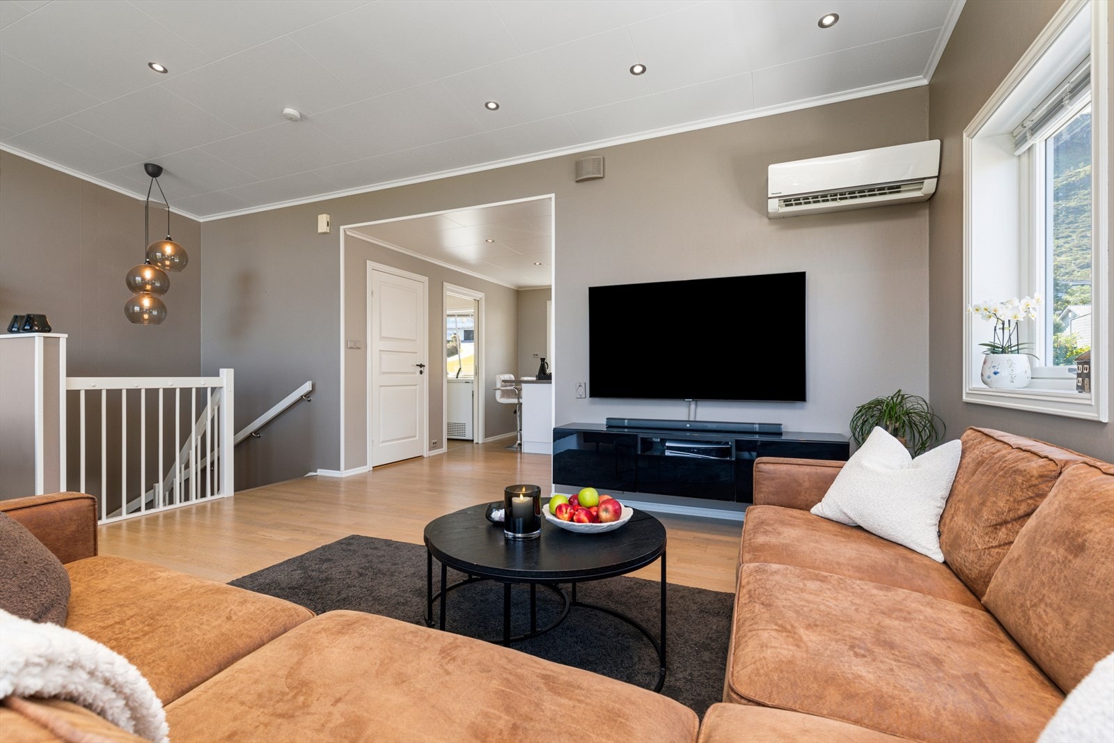 Lys og moderne stue Galleribilde