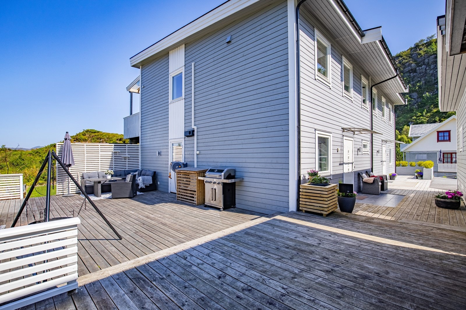 Plass for flere soner der du kan følge solen Galleribilde