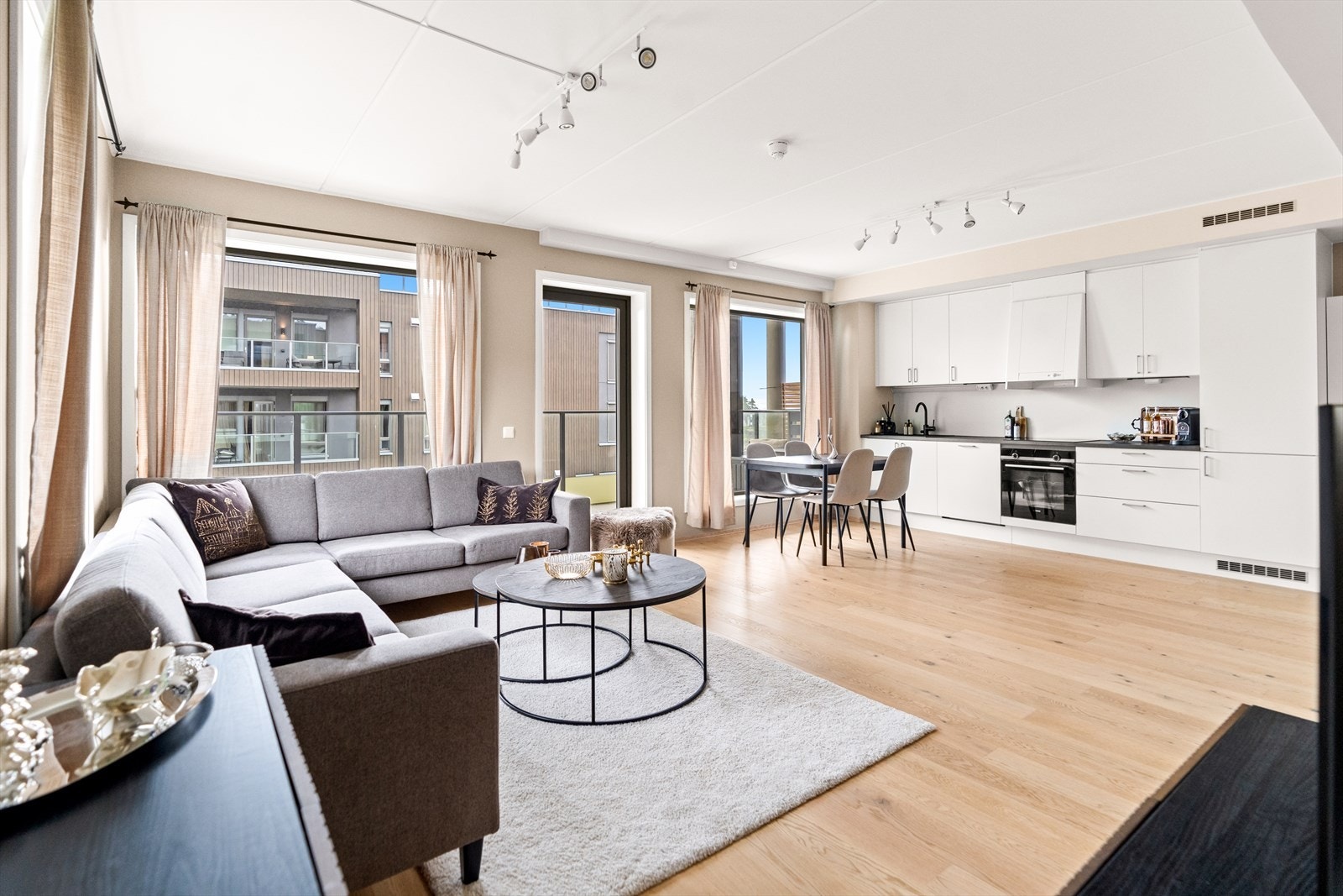 Velkommen til Tristilvegen 27, presentert av Malin Goa v/Nordvik Lillestrøm! Galleribilde