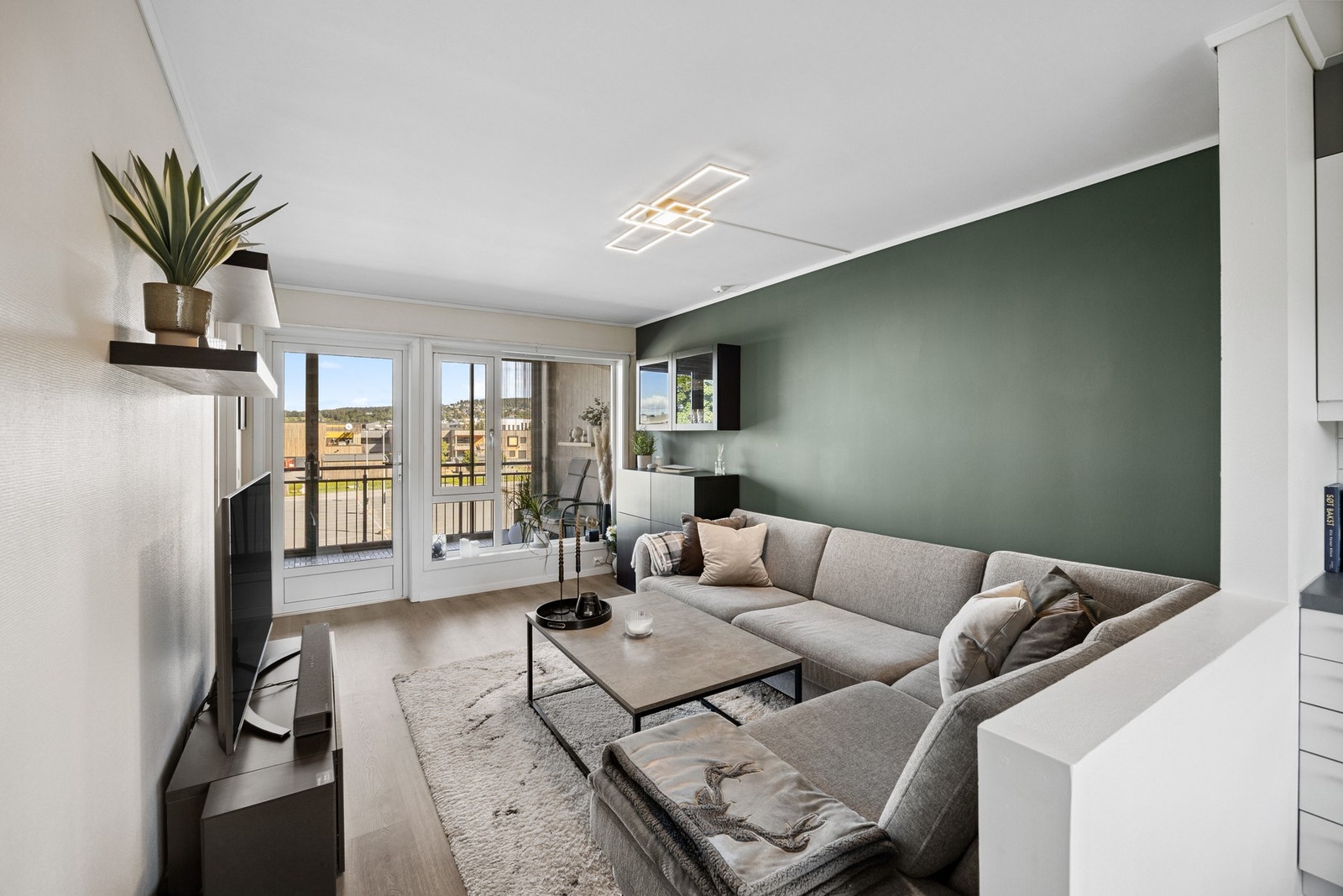 Stue - ca. 14 kvm. Galleribilde