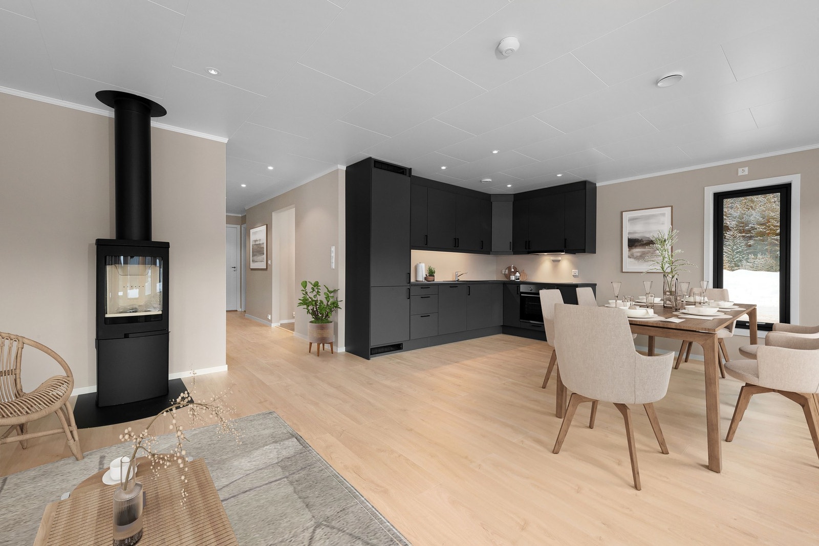 Det blir god plass til både sofakrok og spisebord i rommet. Galleribilde