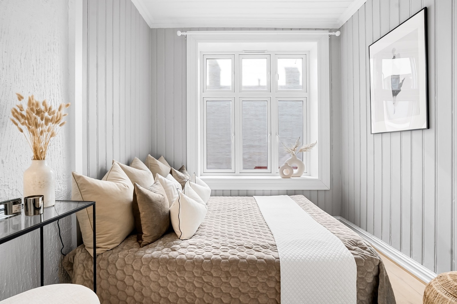 Soverommet vender mot bakgård i rolige omgivelser. Galleribilde