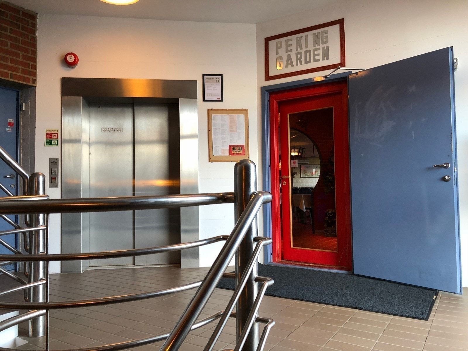 Fellesareal plan 2 som huser Peking Garden China Galleribilde