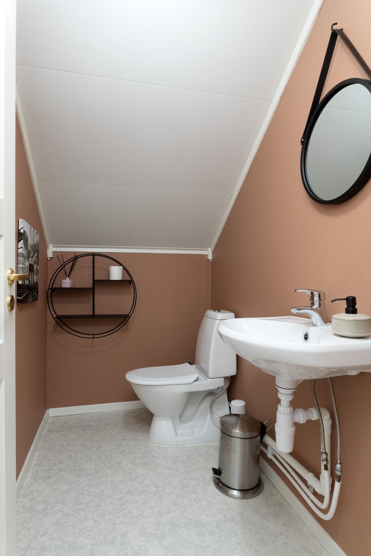 Gjestetoalett Galleribilde