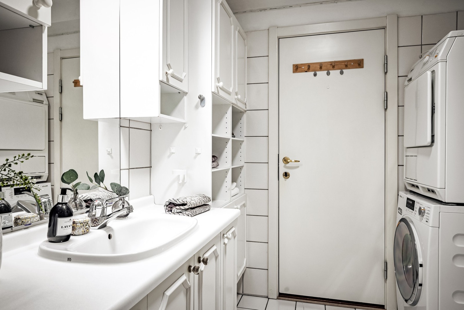 Vaskemaskinen medfølger. Galleribilde