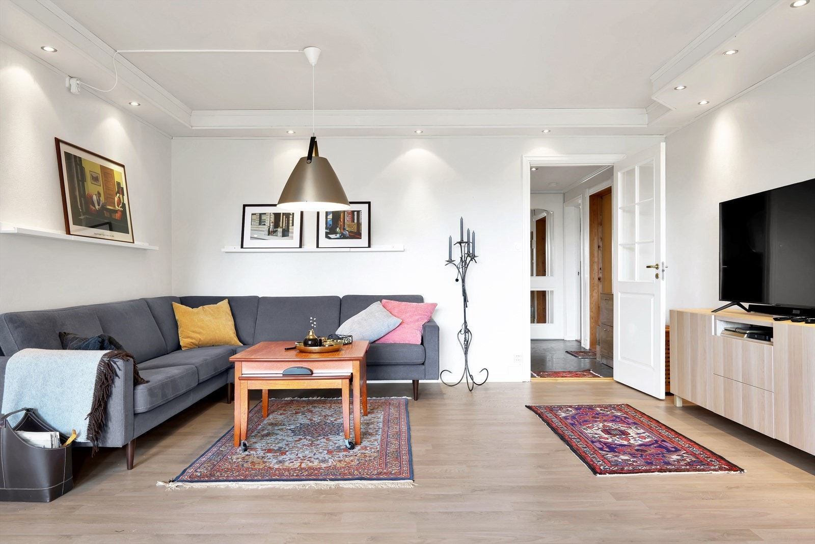 Lyst og pent Galleribilde