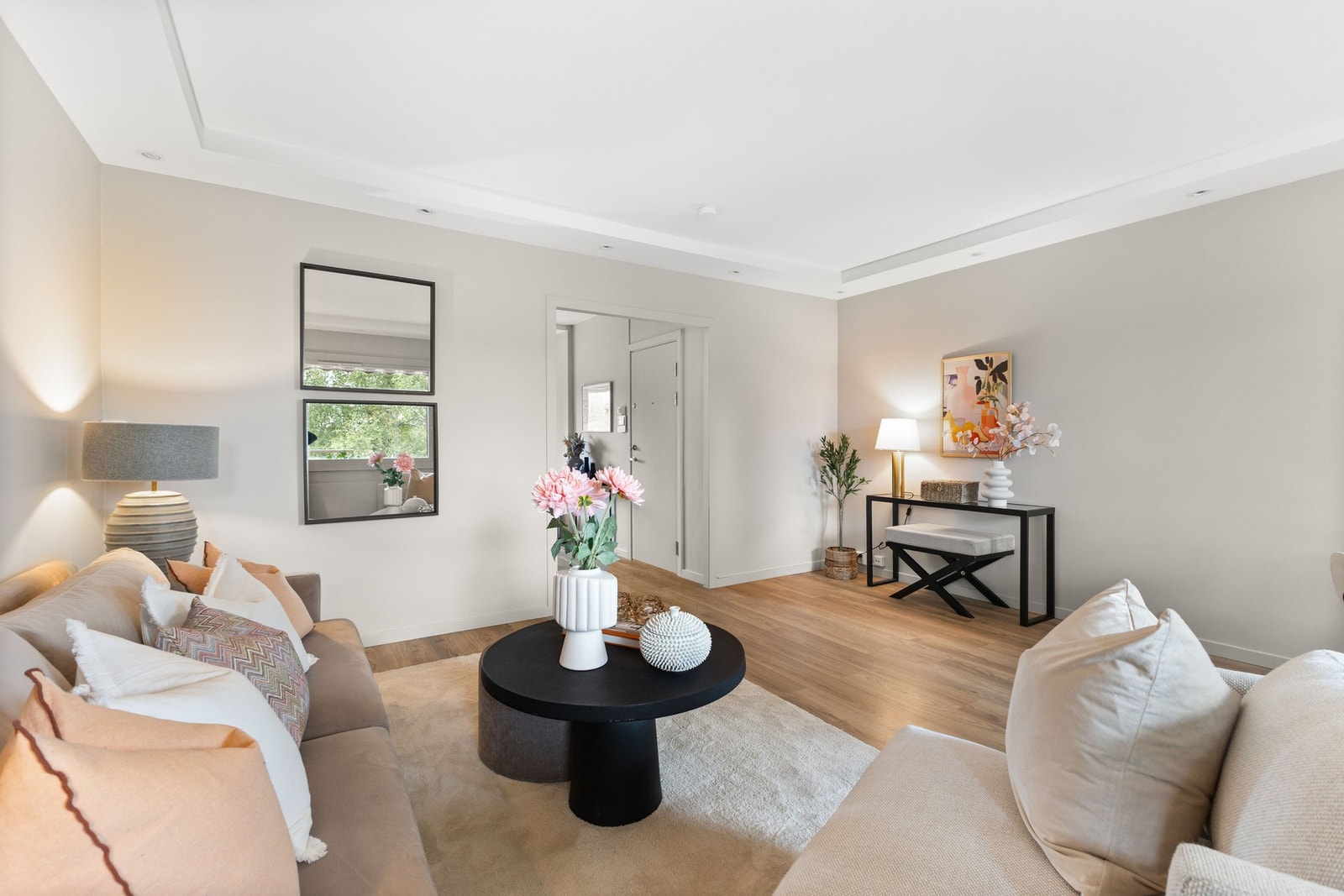 Nymalte flater i 2025 Galleribilde