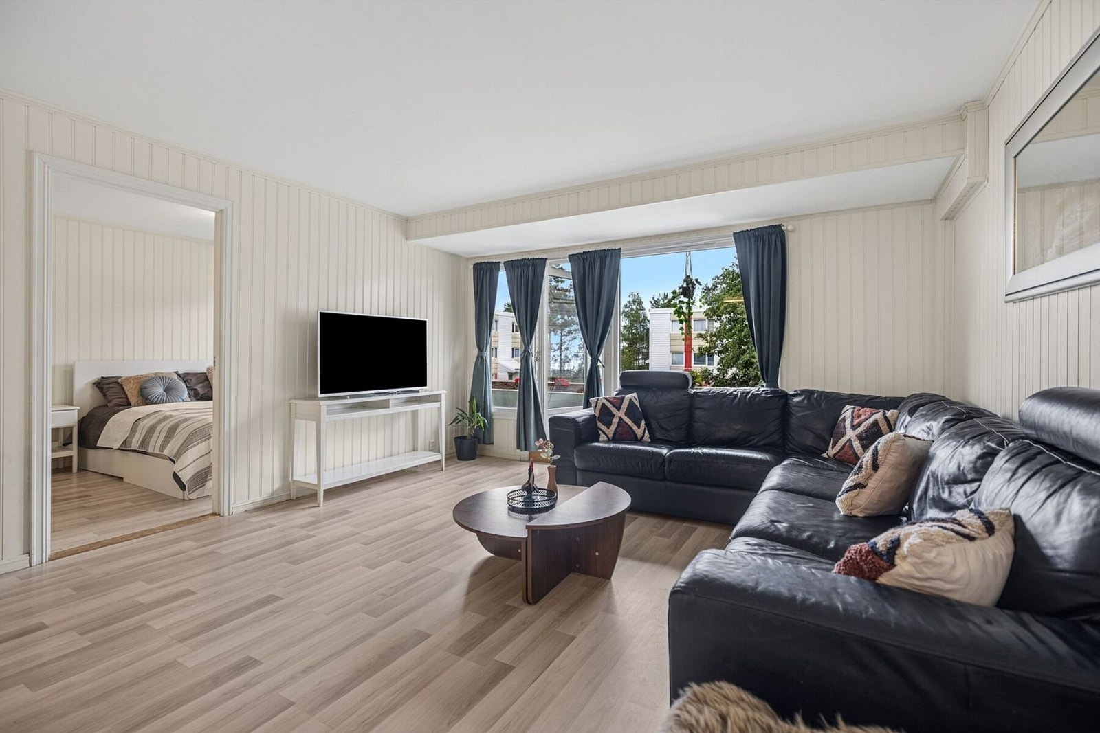 Velkommen til visning av Lofsrudhøgdda 263 en lys og innholdsrik 4-roms leilighet Galleribilde