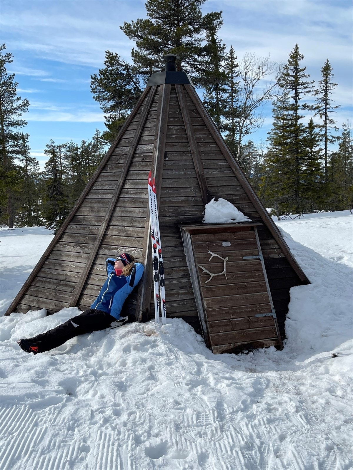 Raste ikke haste.....her er lavvoen på den koselige Eventyrrunden på Furutangen. Foto: Solveig Granlund Galleribilde