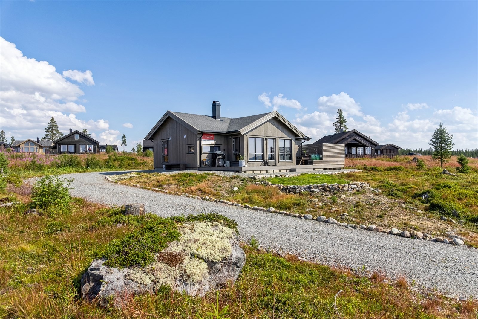 Aktiv Eiendomsmegling v/Solveig Granlund har gleden av å presentere Storfugllia 3 på Furutangen Syd Panorama! Galleribilde