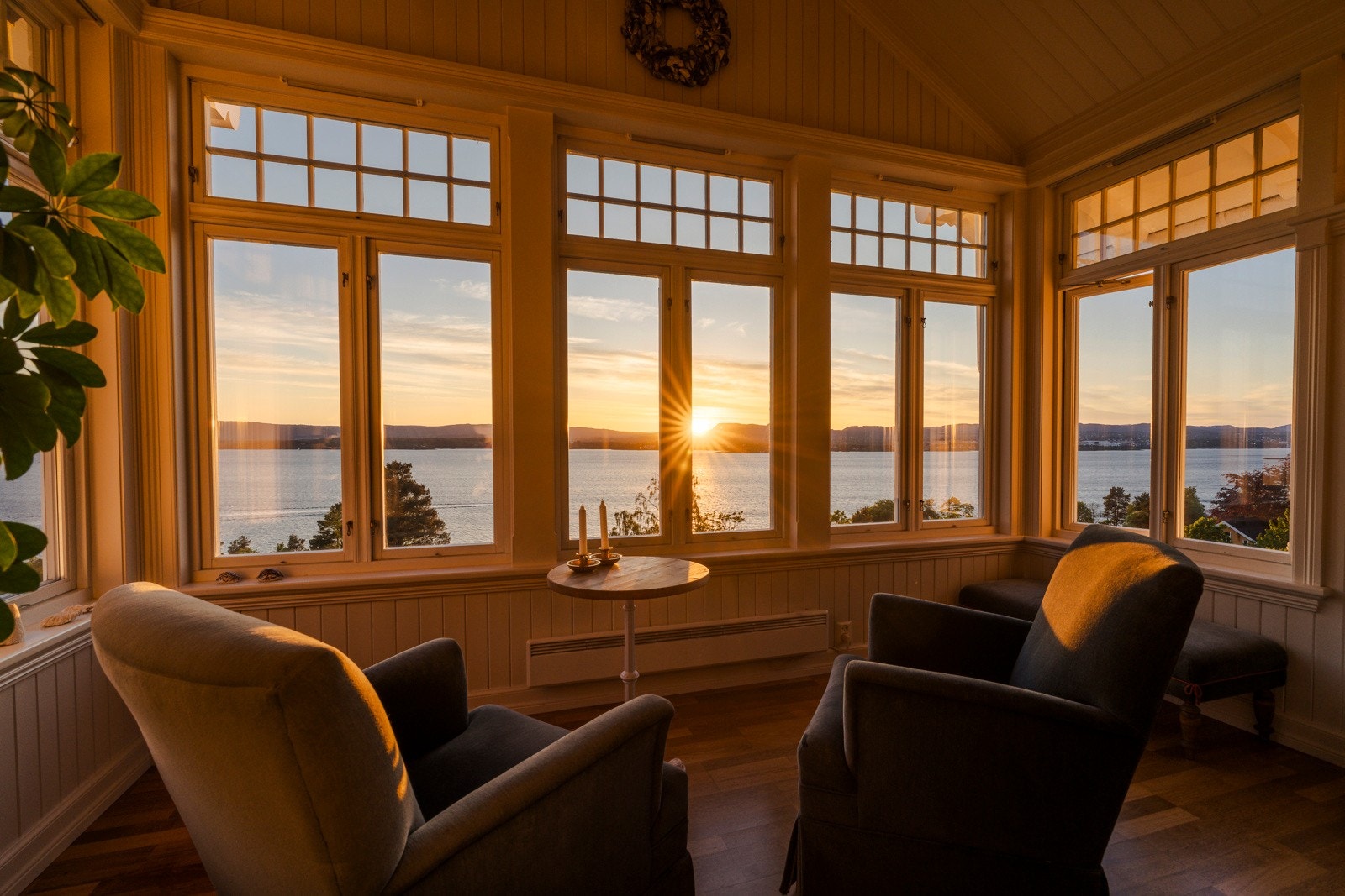 Eiendommen ble totalrenovert og påbygd i 1997-1998, hvor den historiske sjarmen er bevart samtidig som den er modernisert. Galleribilde