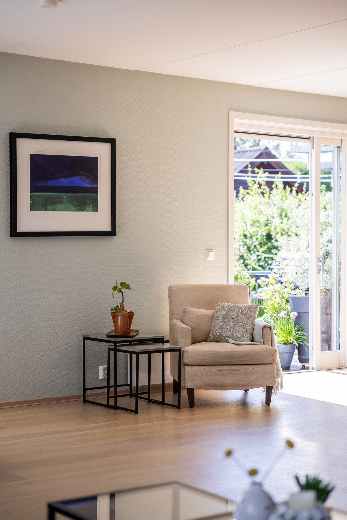 En hyggelig lesekrok med som f.eks. kan innredes med lenestol og sidebord. Galleribilde