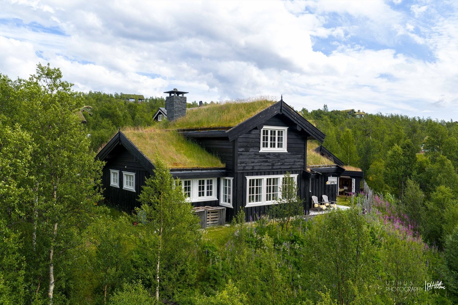 Myrlandslie 93 ligger i Hol kommune og byr på en fantastisk beliggenhet Galleribilde