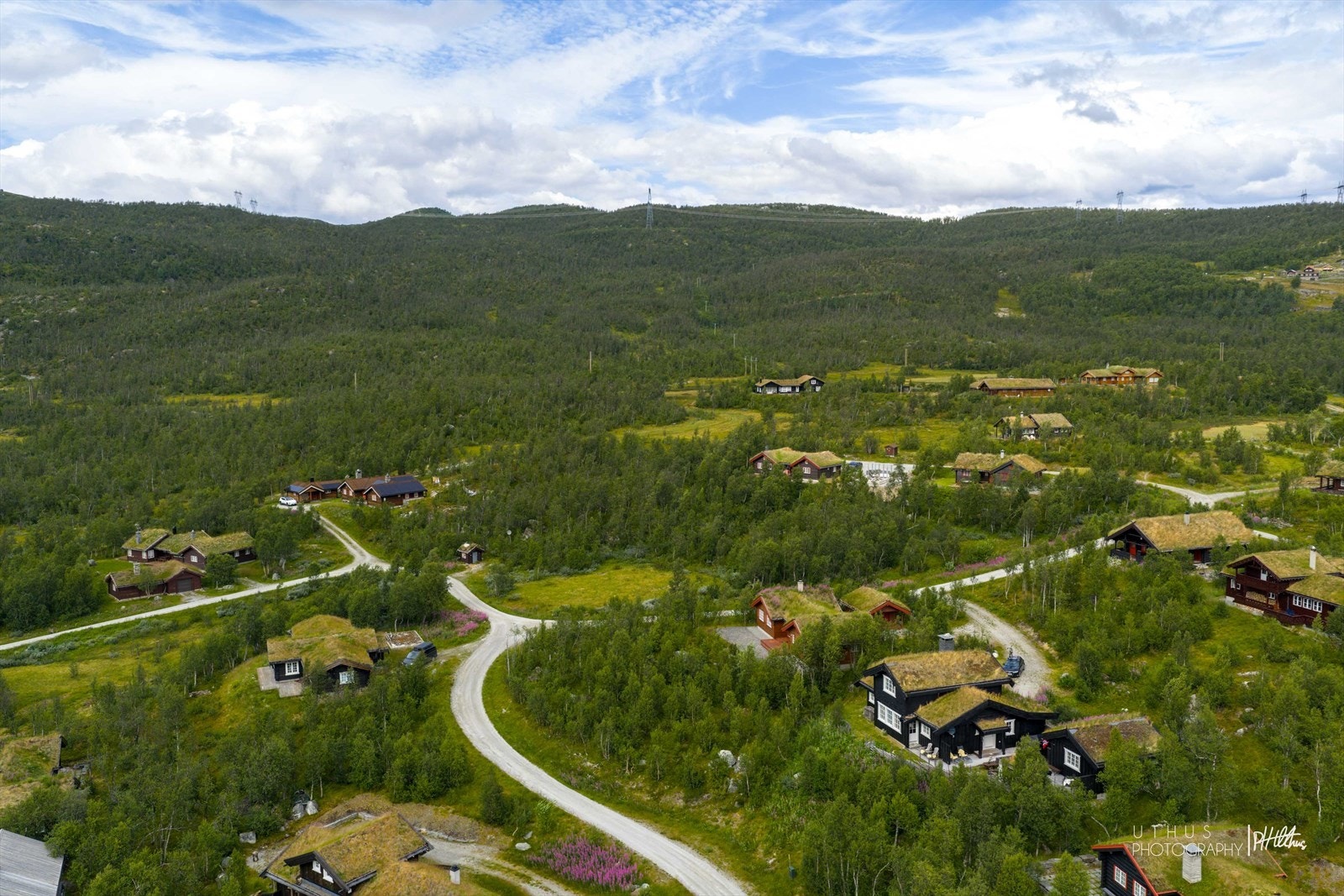 Myrlandslie har et unikt utgangspunkt for vintersport. Området er kjent for flotte langrennsløyper som strekker seg milevis gjennom det vakre fjellandskapet Galleribilde