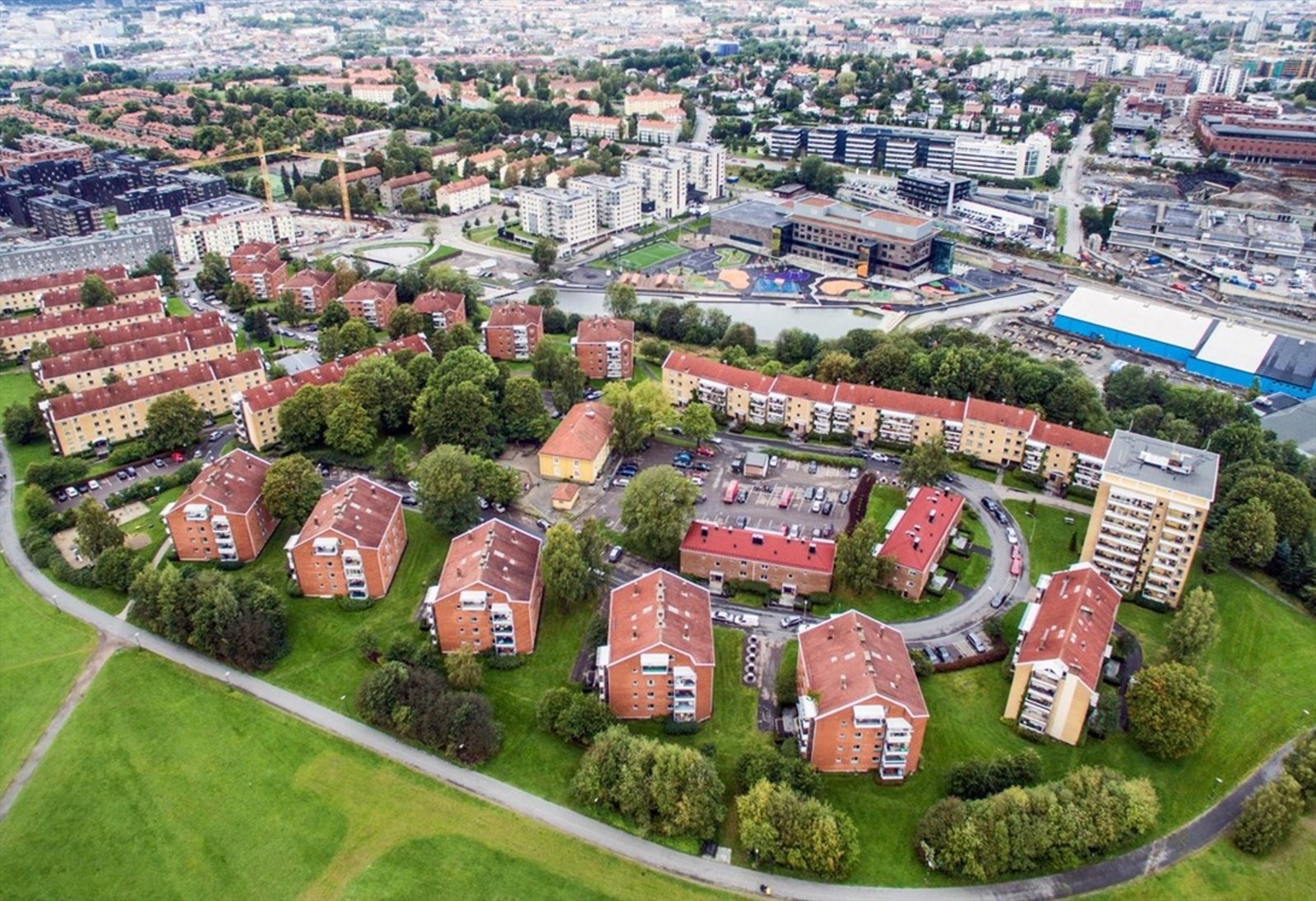 Her bor du sentralt i en grønn lunge Galleribilde