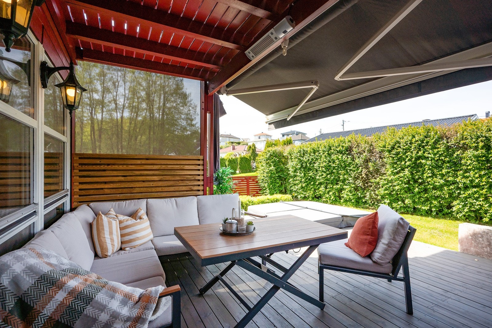 Huset byr på rikelig med boltreplass både ute- og utendørs. Galleribilde