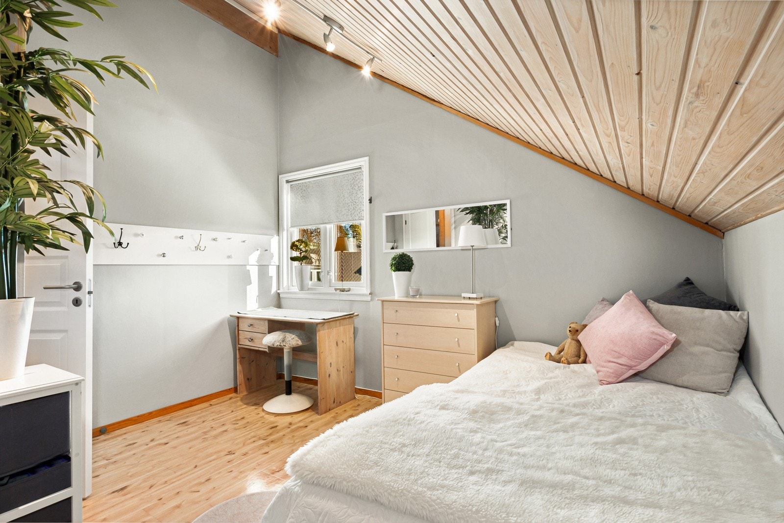 Soverom 3. Ypperlig som barnerom eller gjesterom - alt etter behov. Galleribilde