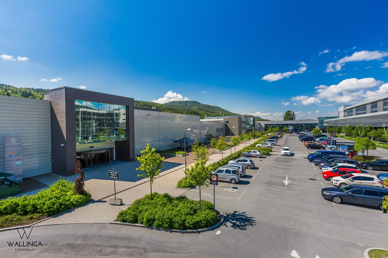 Gulskogen senter er et meget populært kjøpesenter som ligger få minutter fra boligen Galleribilde