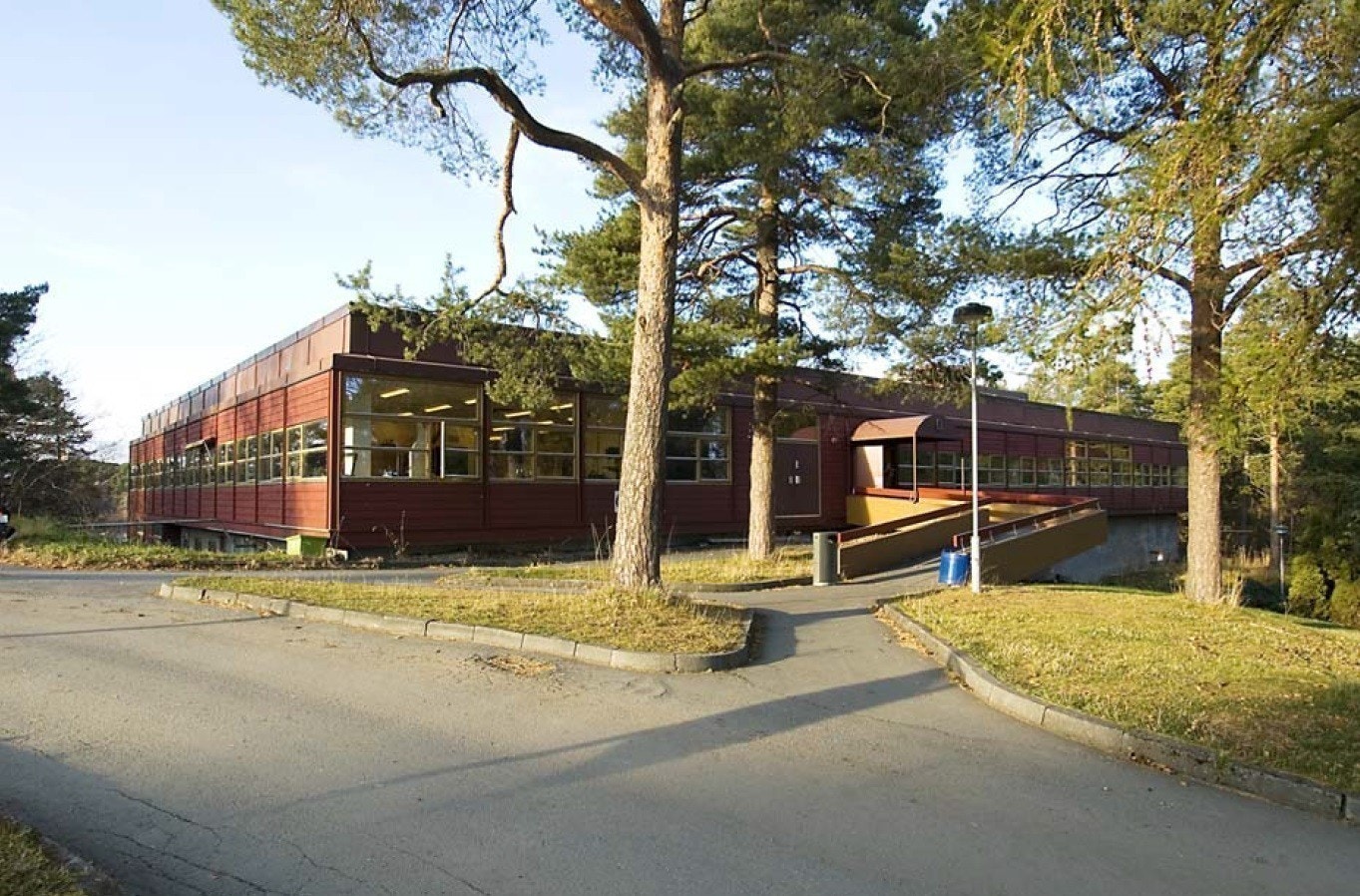 Aktivitetshuset- Fasade FØR Galleribilde