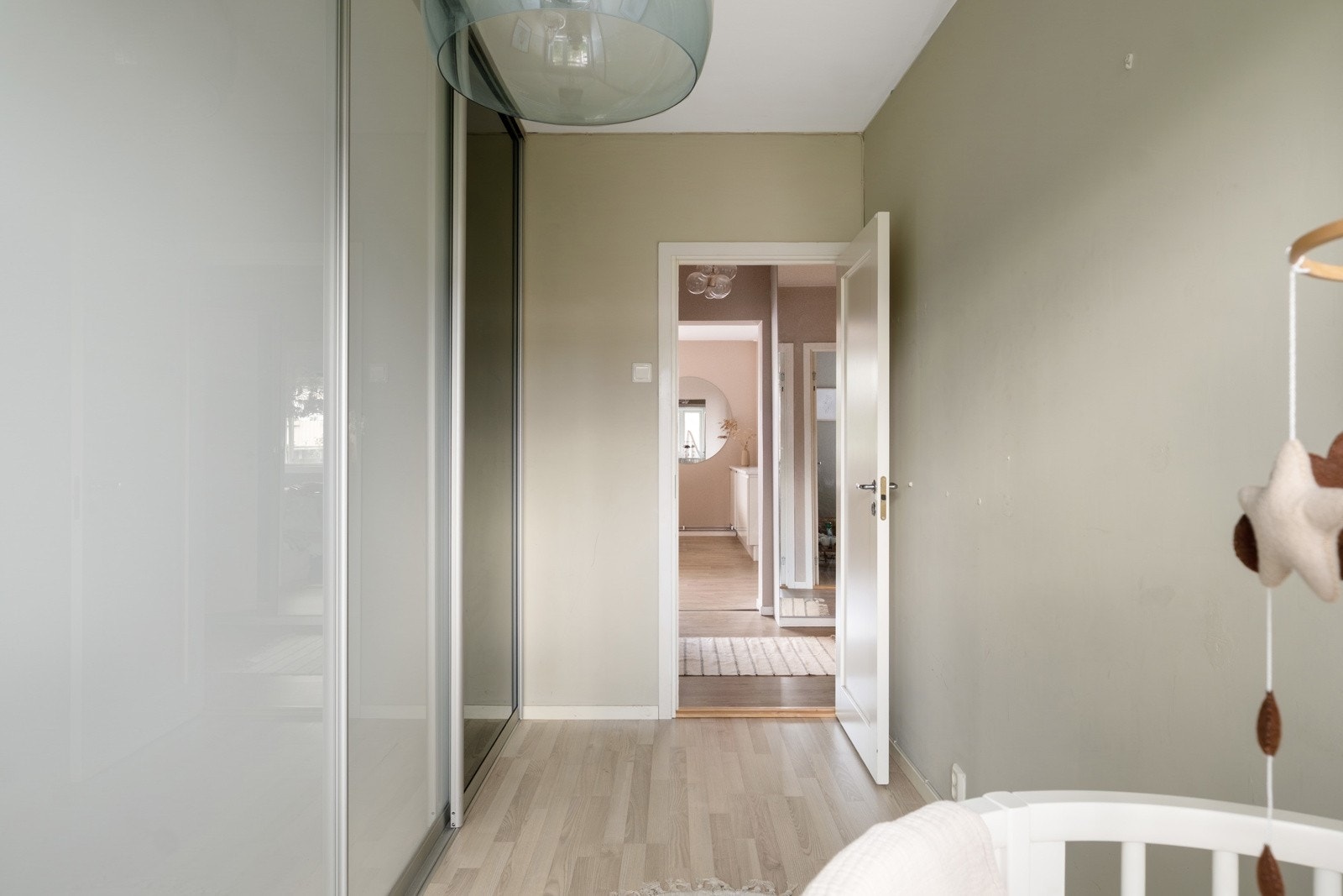 Soverommene har en avslappet atmosfære. Galleribilde