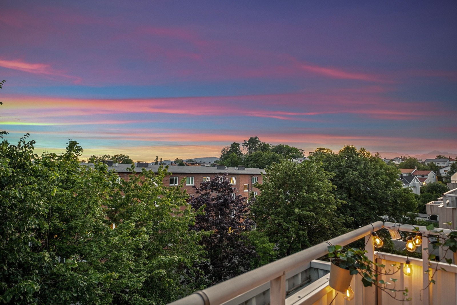 Leiligheten ligger i toppetasjen. Galleribilde