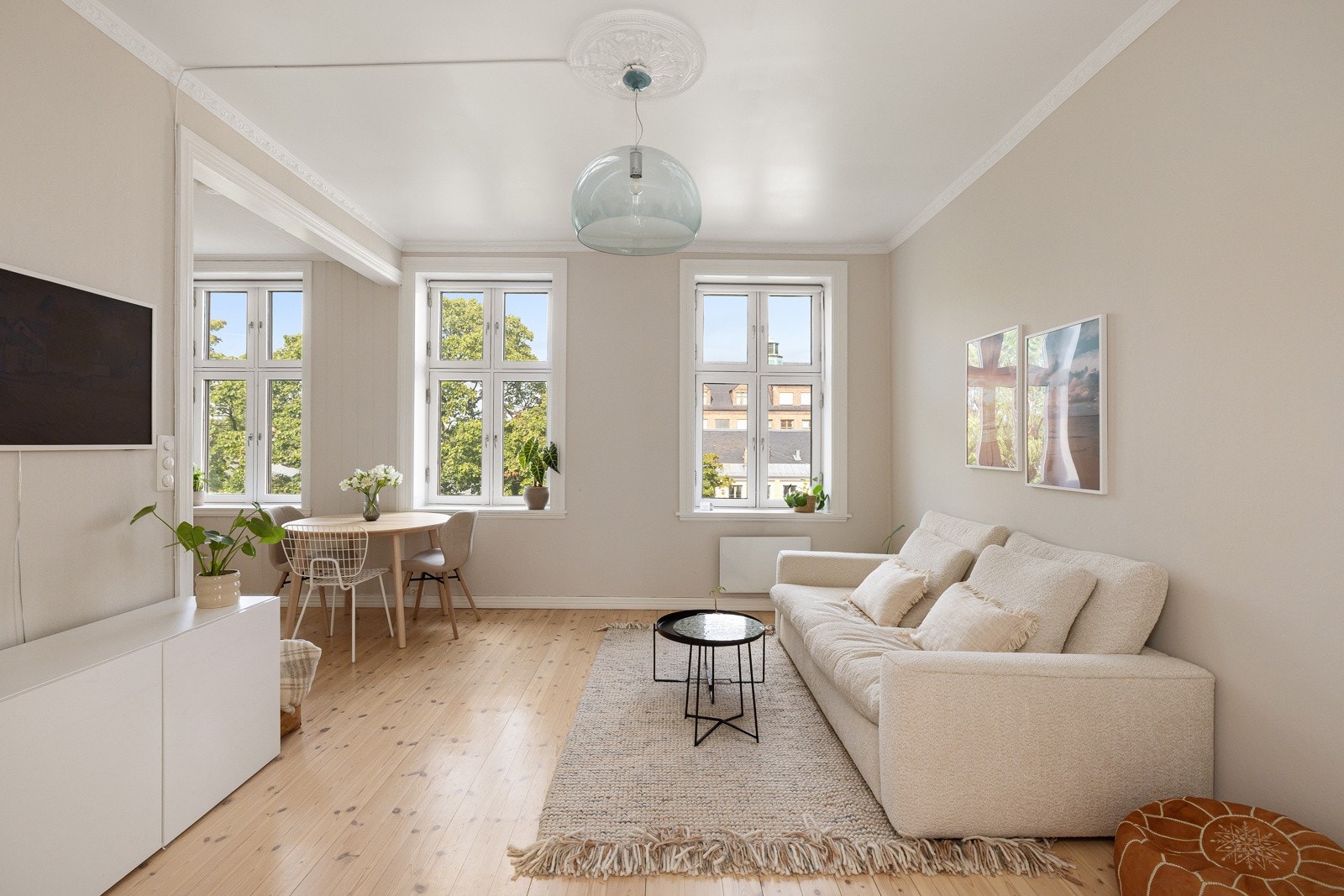 Leiligheten ligger fint til i byggets 4.etasje med hyggelig utsyn. Galleribilde