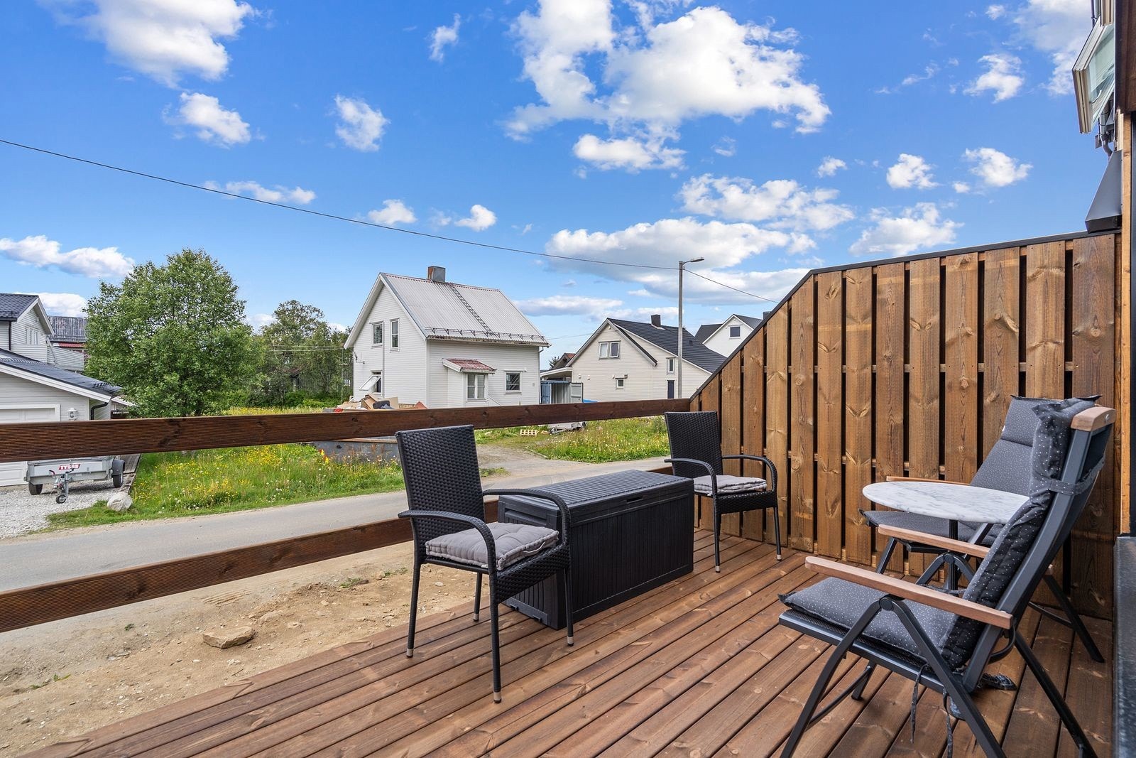 Utgang fra stue til balkong. Galleribilde