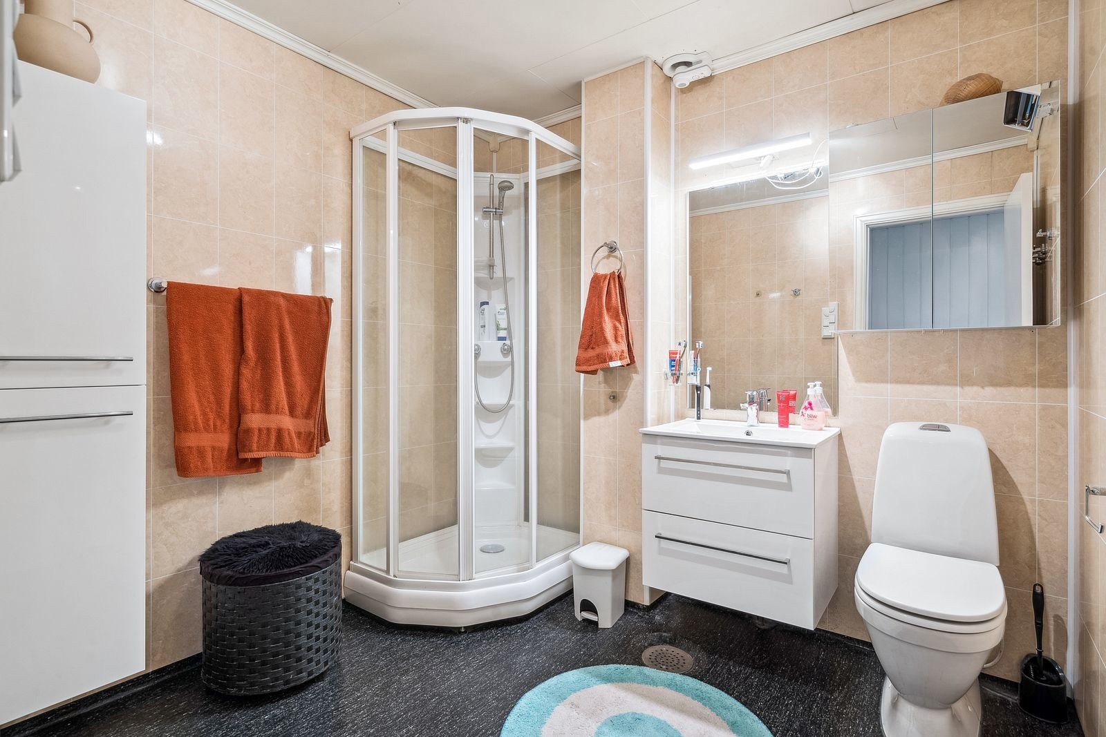 Baderom. Galleribilde