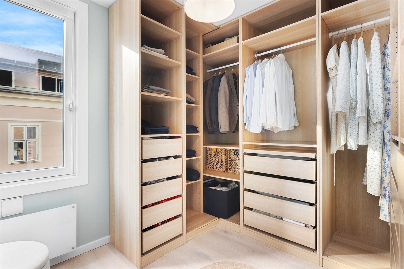 Soverom 2 - I dag benyttet som omkledningsrom Galleribilde