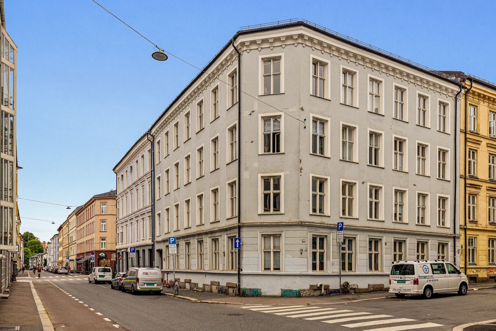 Fasaden skal oppgraderes med oppstart i uke 32. Oppgraderingen finansieres uten økning i felleskostnadene, og medfører derfor ingen ekstra kostnad for beboerne. Galleribilde