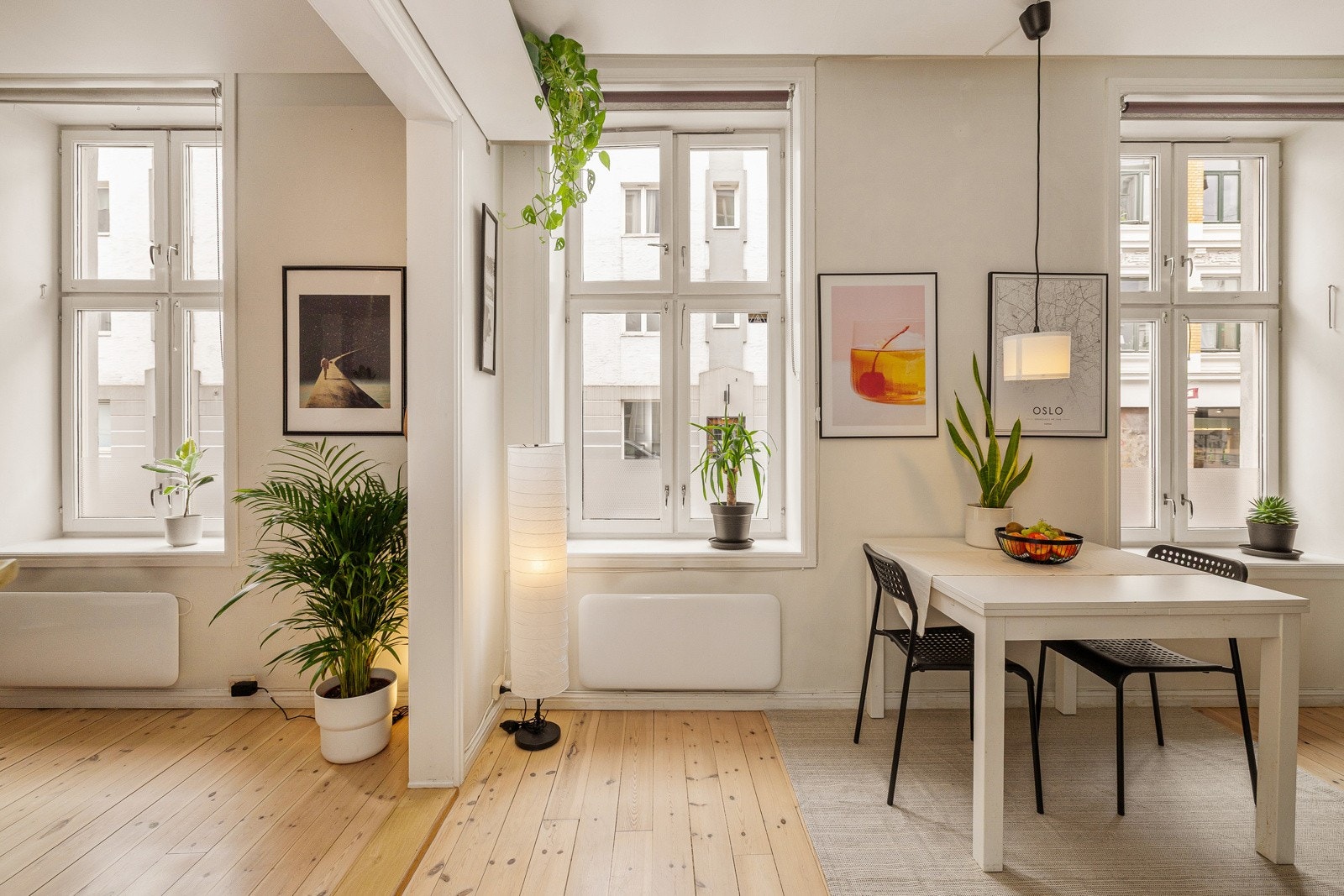 Leilgheten har god takhøyde på opptil 2,75 m. Galleribilde