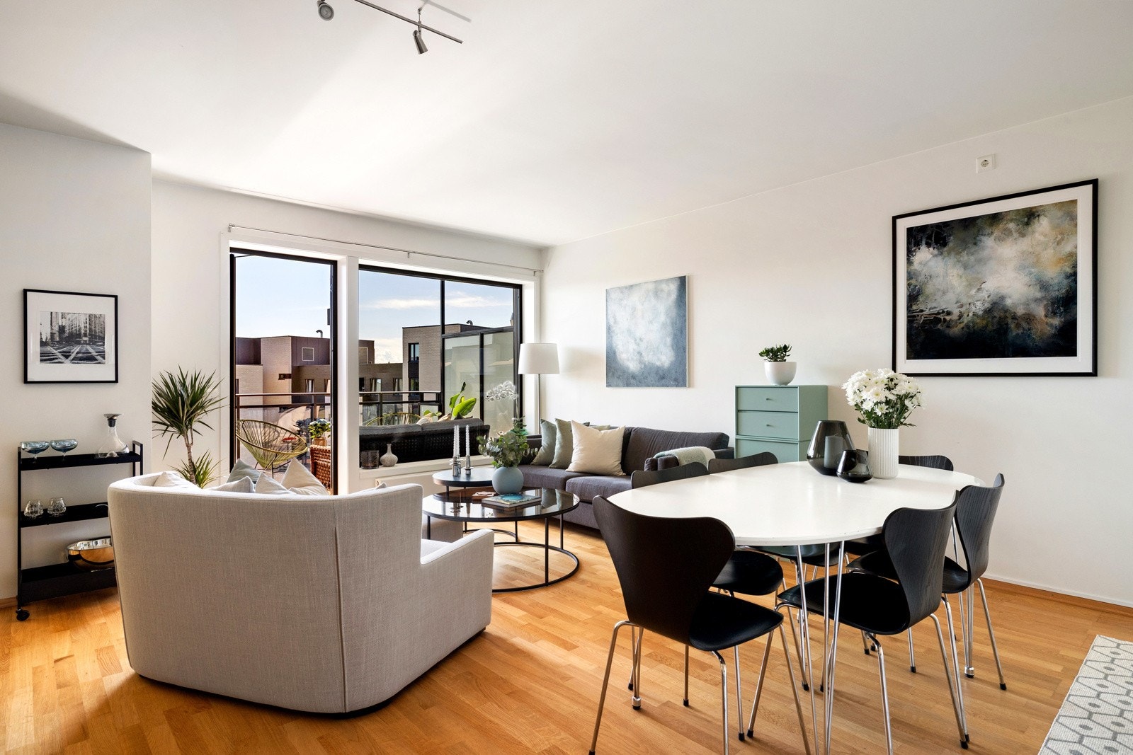 Leiligheten har moderne kvaliteter som balansert ventilasjon Galleribilde