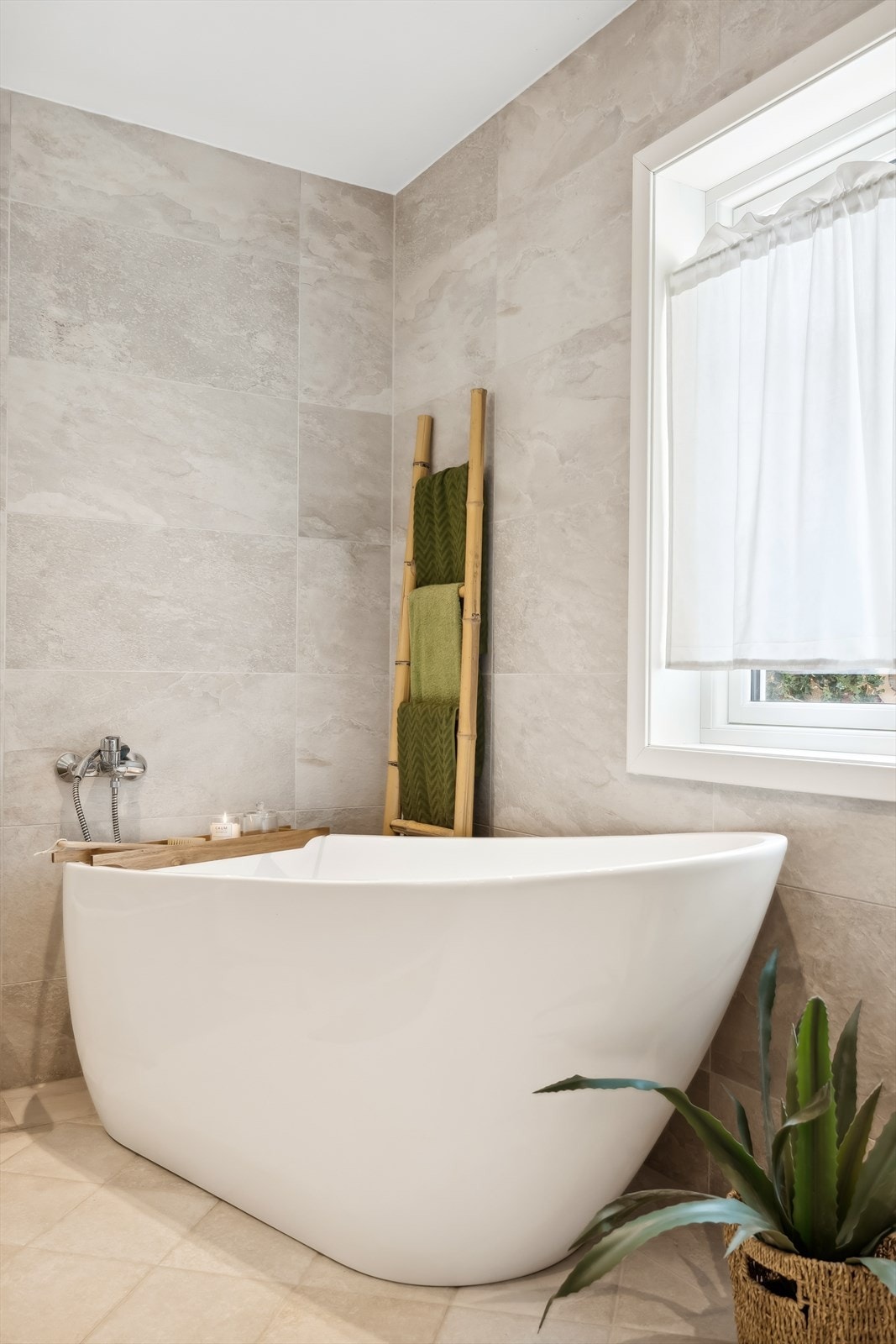 Flislag bad med varmekabler Galleribilde