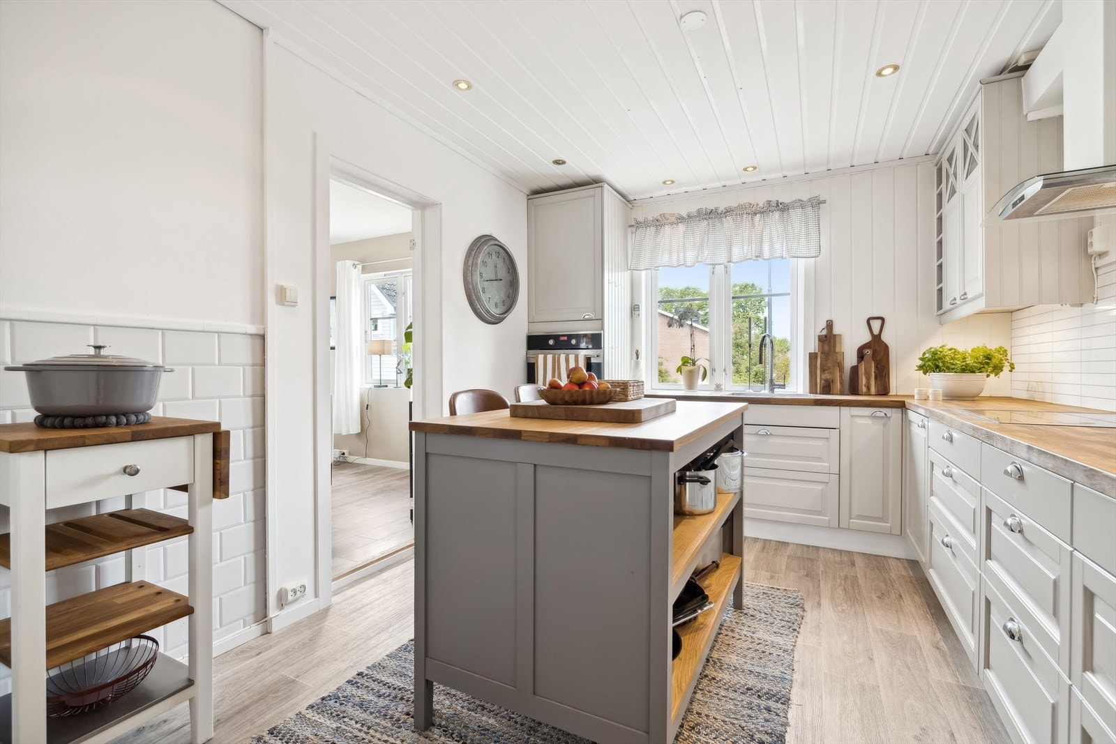 Pen Epoq kjøkkeninnredning fra 2016 Galleribilde